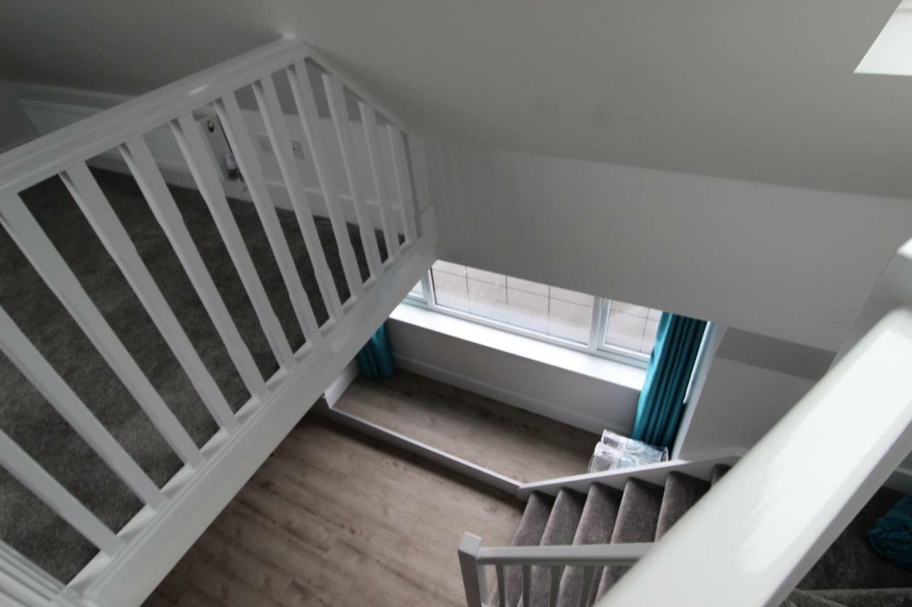 2 Serviced Apartments In Childwall-South Liverpool - Each Apartment Sleeps 6 Ngoại thất bức ảnh